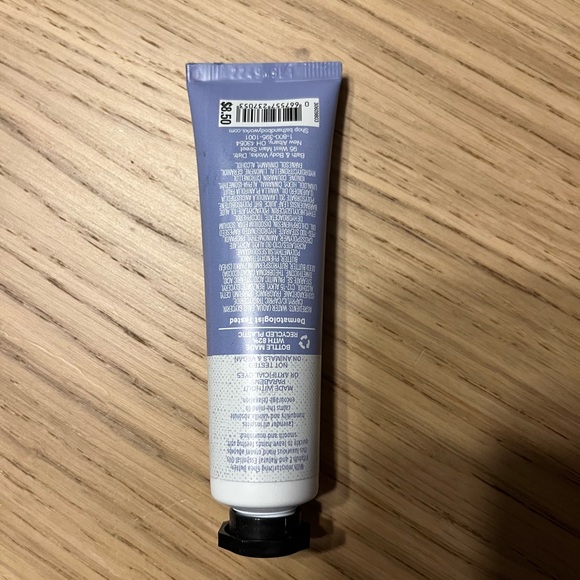 Bath & Body Works Aromatherapy Hand Cream. - Picture 2 of 2